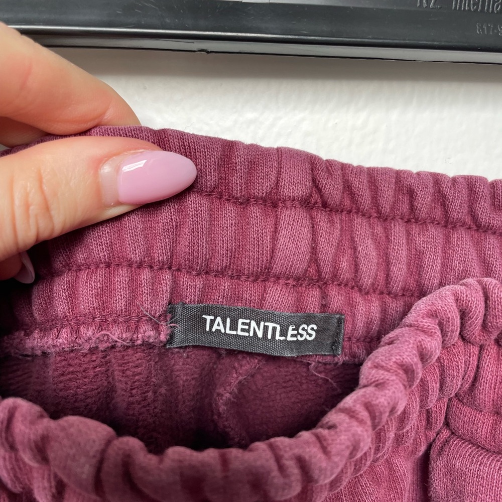 Talentless Maroon Matching Set - Picture 7 of 7
